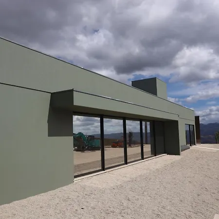 酒店 Silken Mezio National Park 4*