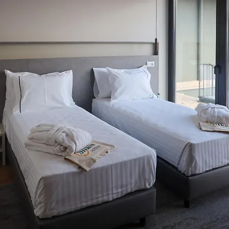 Silken Mezio National Park 4* 索茹