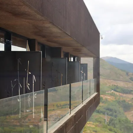 Silken Mezio National Park 酒店