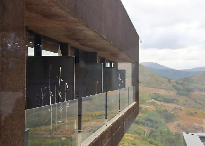 Silken Mezio National Park 호텔