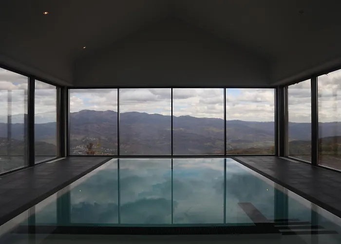 호텔 Silken Mezio National Park