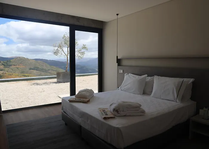 호텔 Silken Mezio National Park 4*